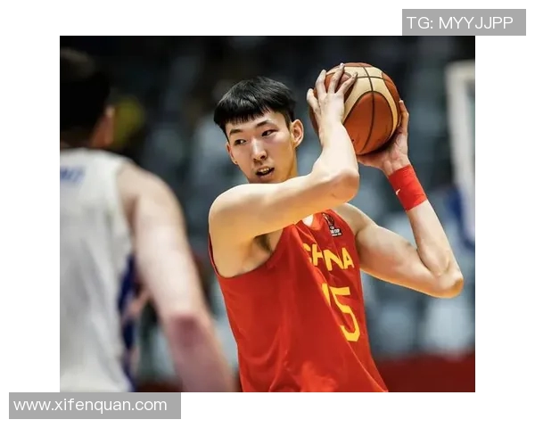 周琦因腰伤离开中国男篮前往美国进行专业治疗寻求康复之路